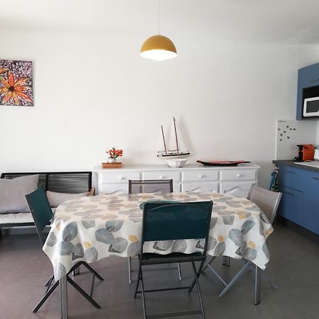 Superbe Appartement Avec Vue Sur Mer Et Port, Parking Prive Saint-Pierre-la-Mer  Bagian luar foto